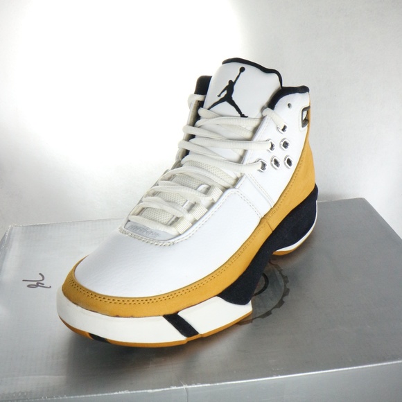 RARE AIR JORDAN Work'm White Chutney Tan Sneakers Sz 7 US Men - Picture 2 of 8